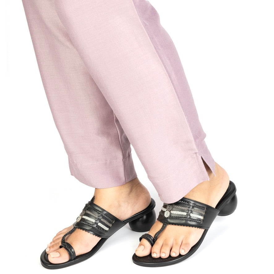 Saya Round Heels